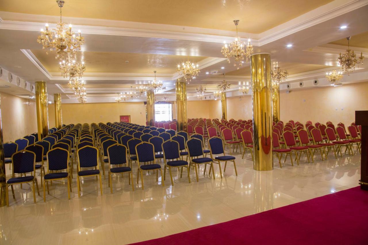 Bon Hotel Elvis Mobushipe Dış mekan fotoğraf