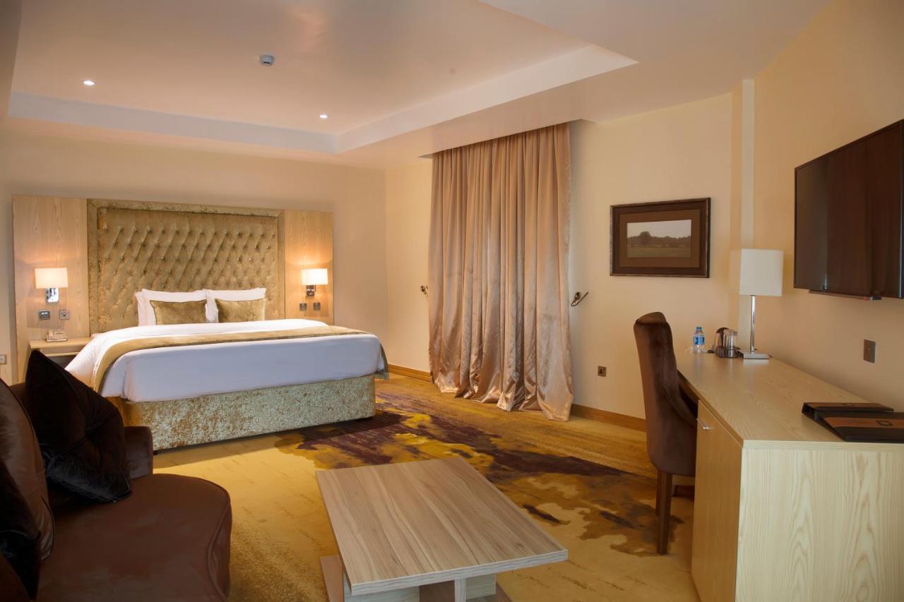 Bon Hotel Elvis Mobushipe Dış mekan fotoğraf