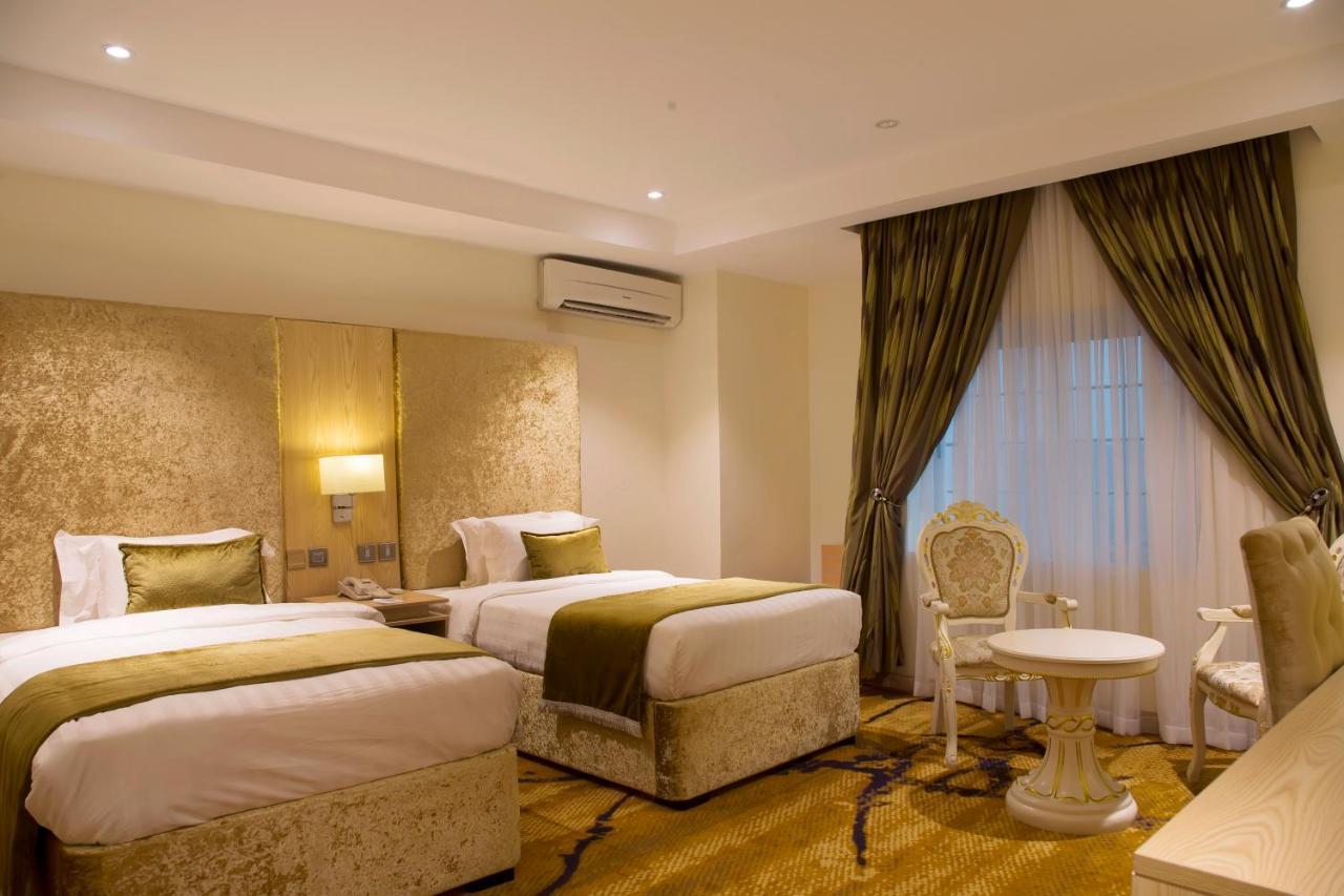 Bon Hotel Elvis Mobushipe Dış mekan fotoğraf