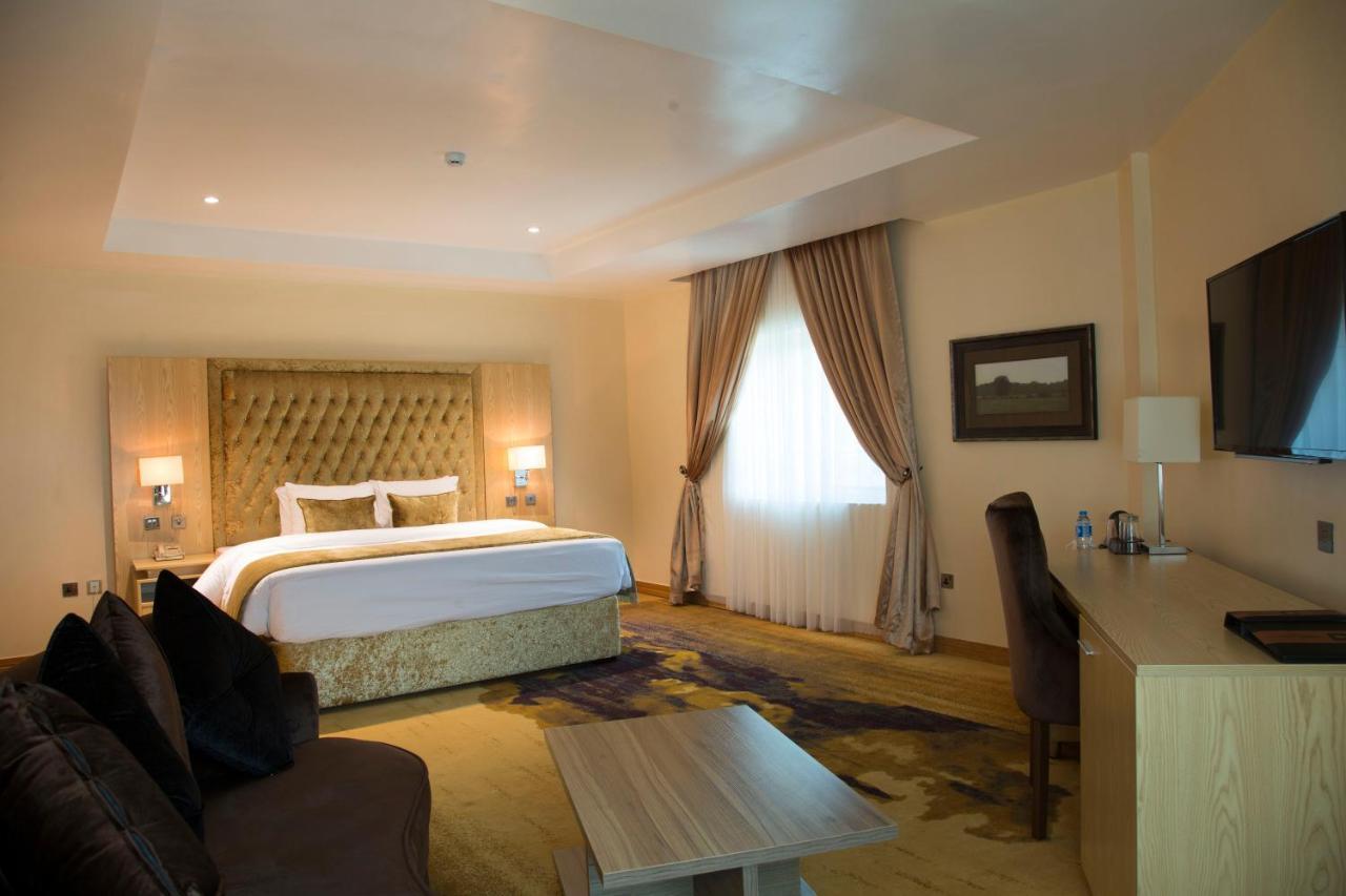 Bon Hotel Elvis Mobushipe Dış mekan fotoğraf
