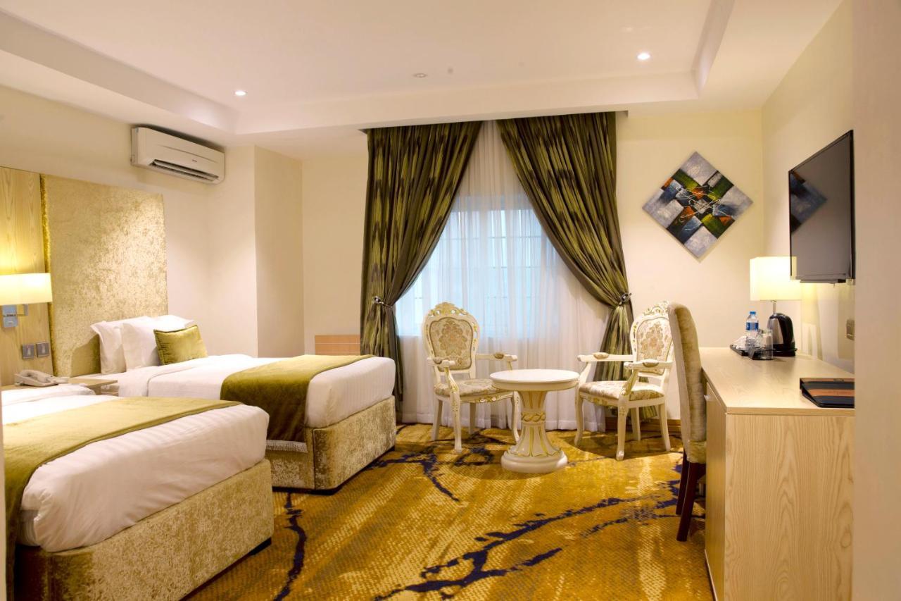 Bon Hotel Elvis Mobushipe Dış mekan fotoğraf